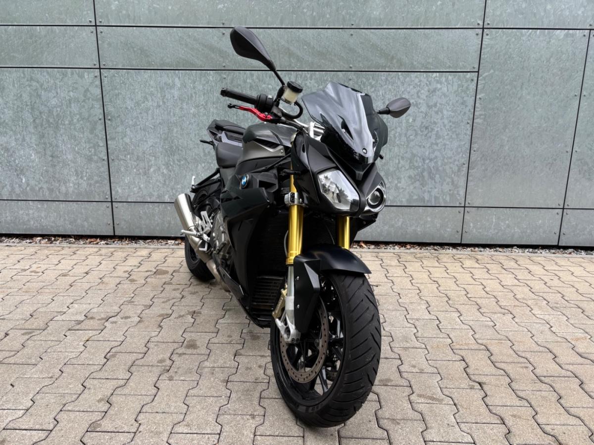 Originalaufnahme des Fahrzeugs