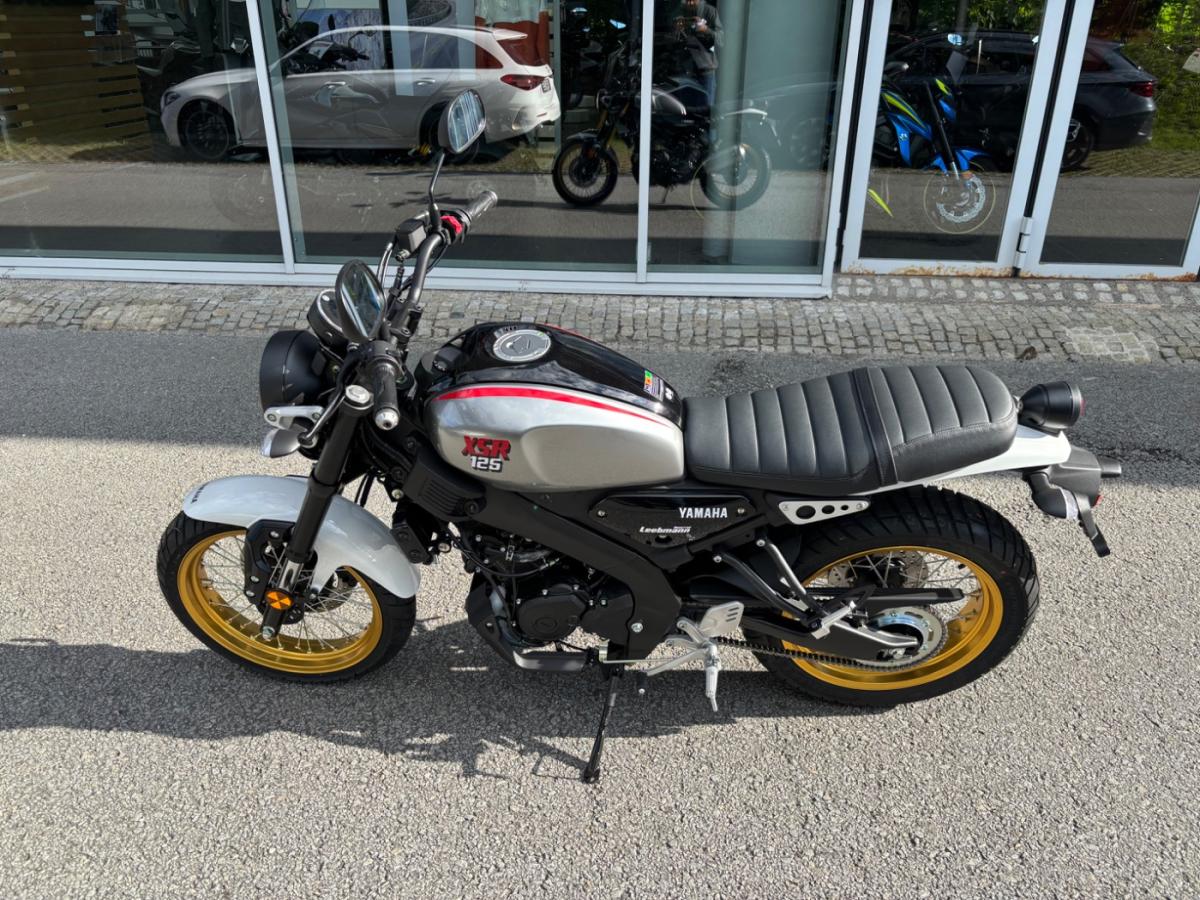 Originalaufnahme des Fahrzeugs Originalaufnahme des Fahrzeugs