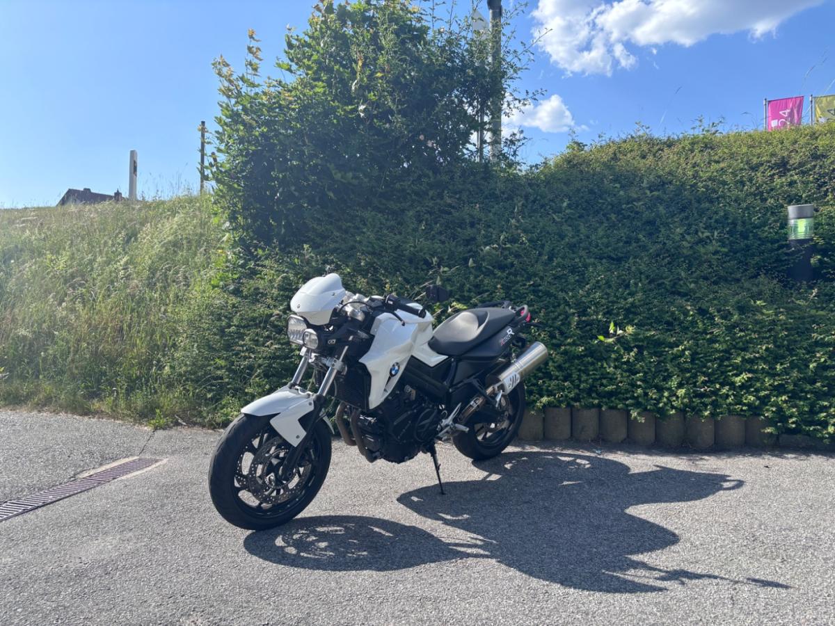BMW F 800 R (KRAD) von vorne BMW F 800 R (KRAD) von vorne