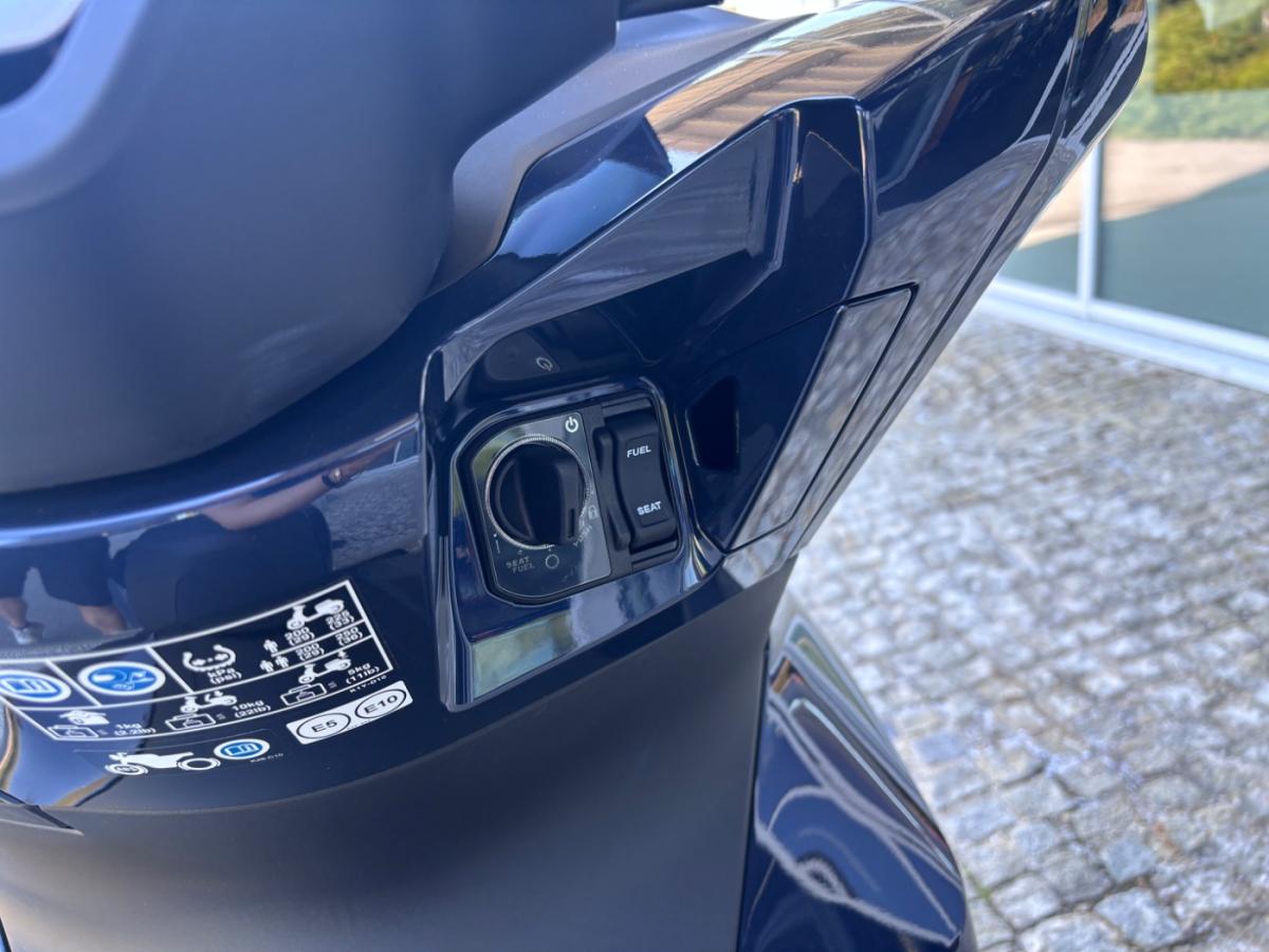 Originalaufnahme des Fahrzeugs Originalaufnahme des Fahrzeugs