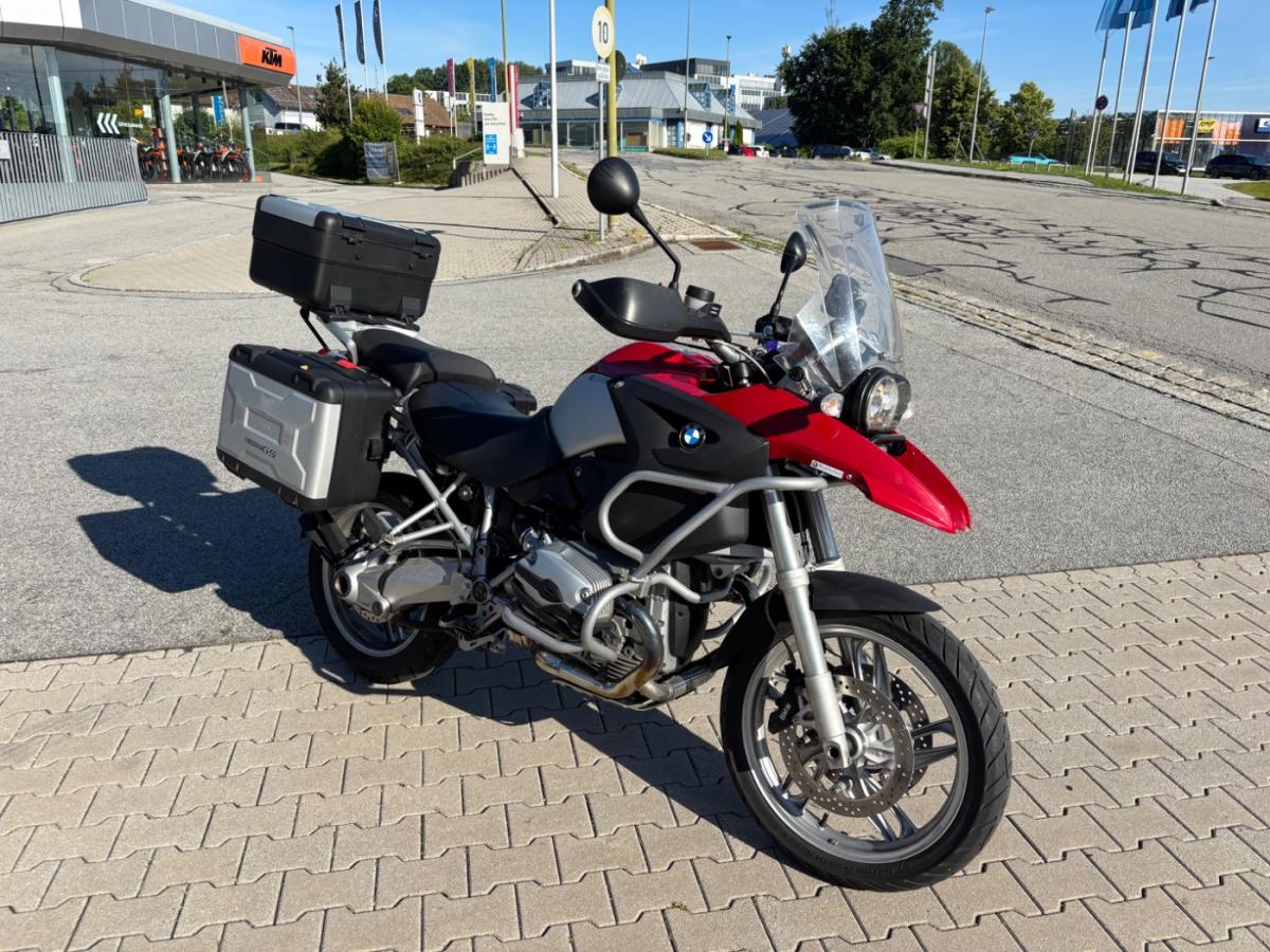 BMW R 1200 GS (KRAD) von vorne BMW R 1200 GS (KRAD) von vorne