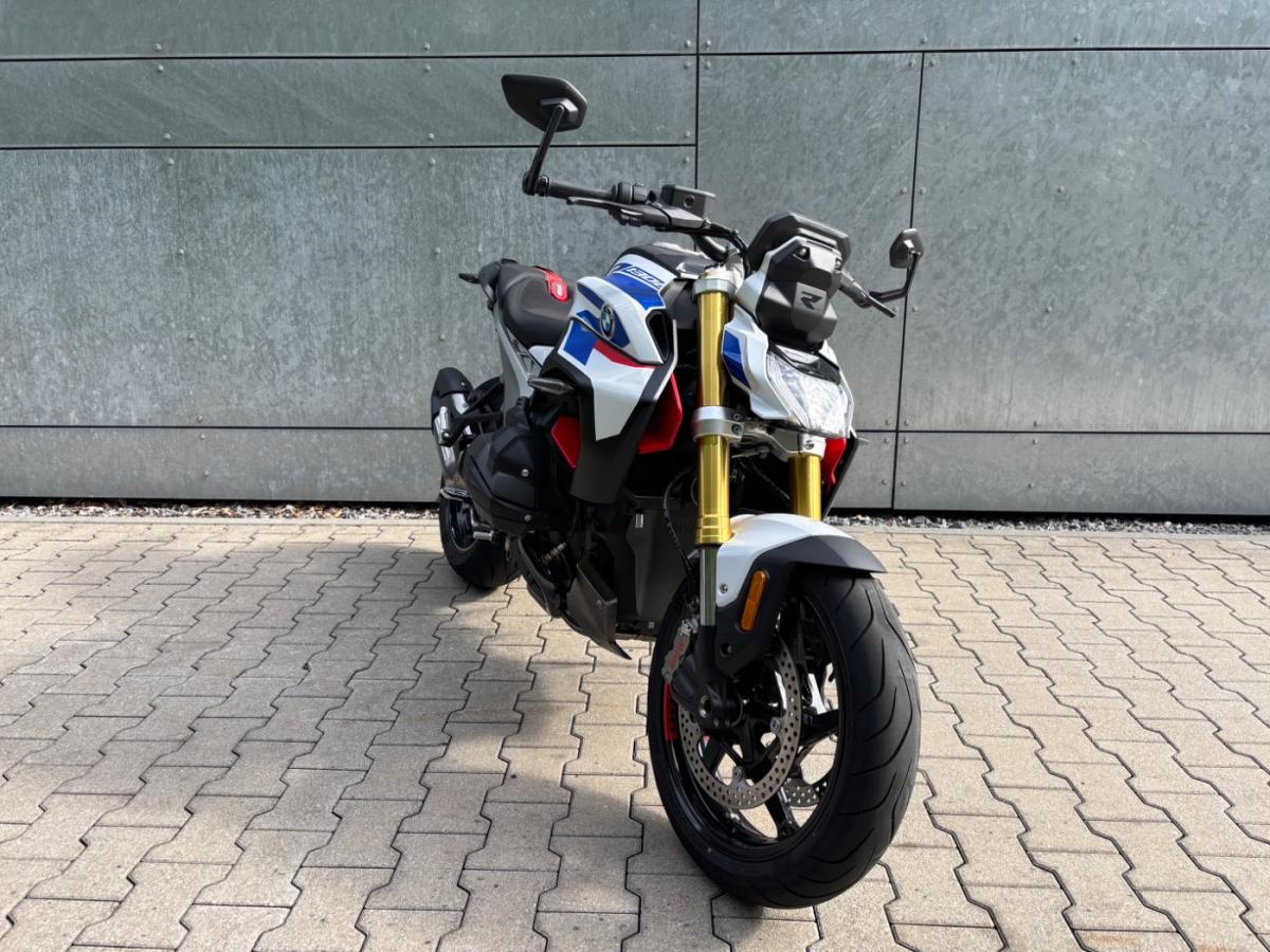 Originalaufnahme des Fahrzeugs Originalaufnahme des Fahrzeugs
