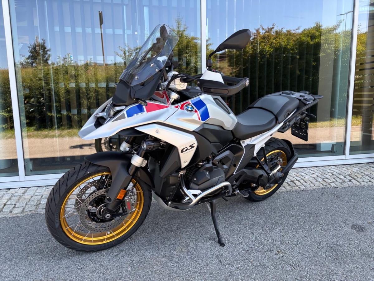 Originalaufnahme des Fahrzeugs Originalaufnahme des Fahrzeugs