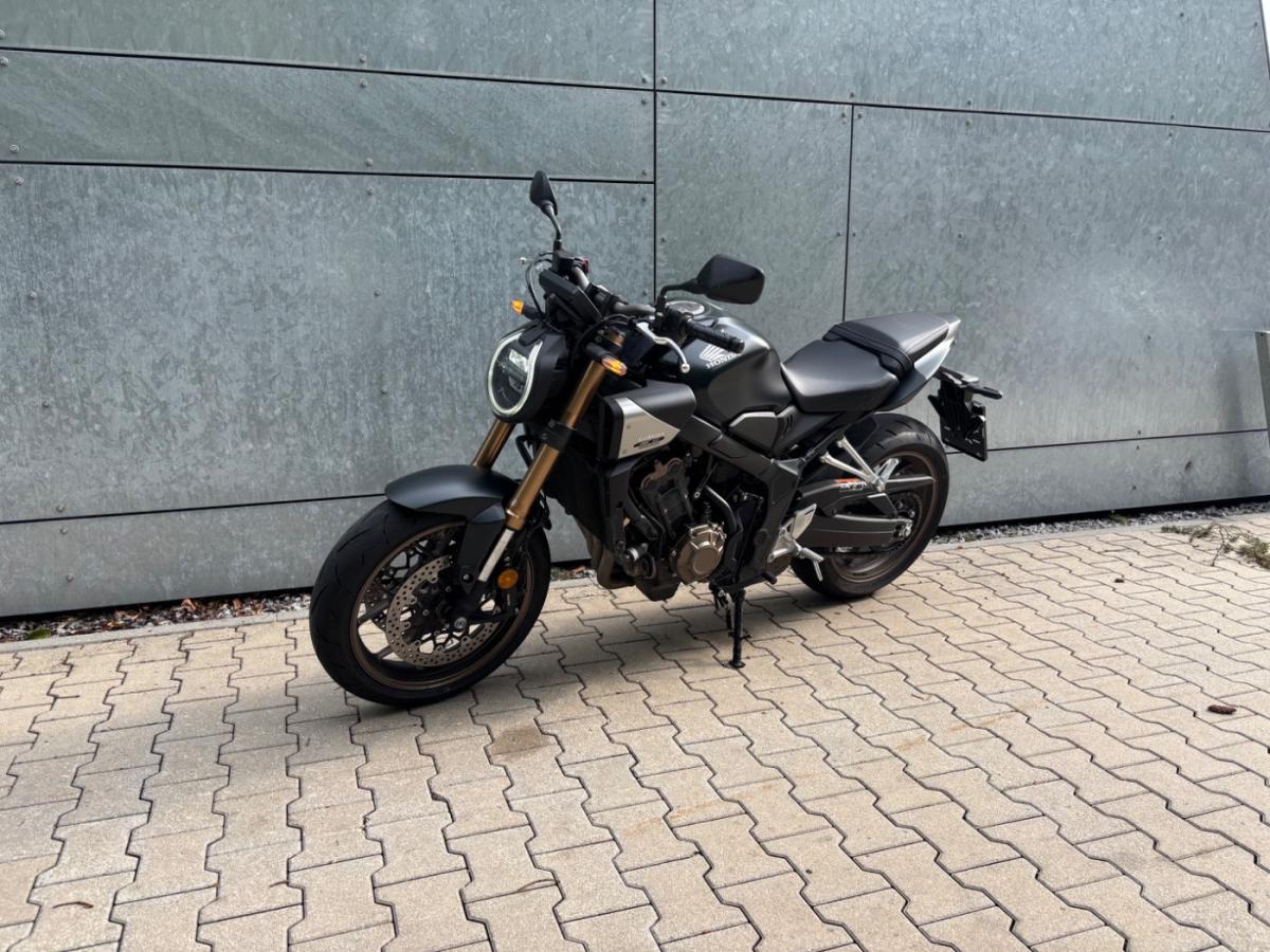 Originalaufnahme des Fahrzeugs Originalaufnahme des Fahrzeugs