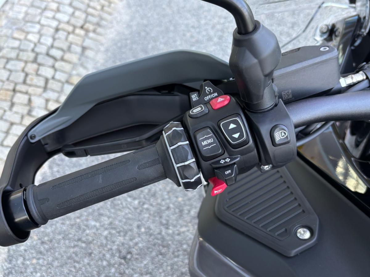 Originalaufnahme des Fahrzeugs Originalaufnahme des Fahrzeugs
