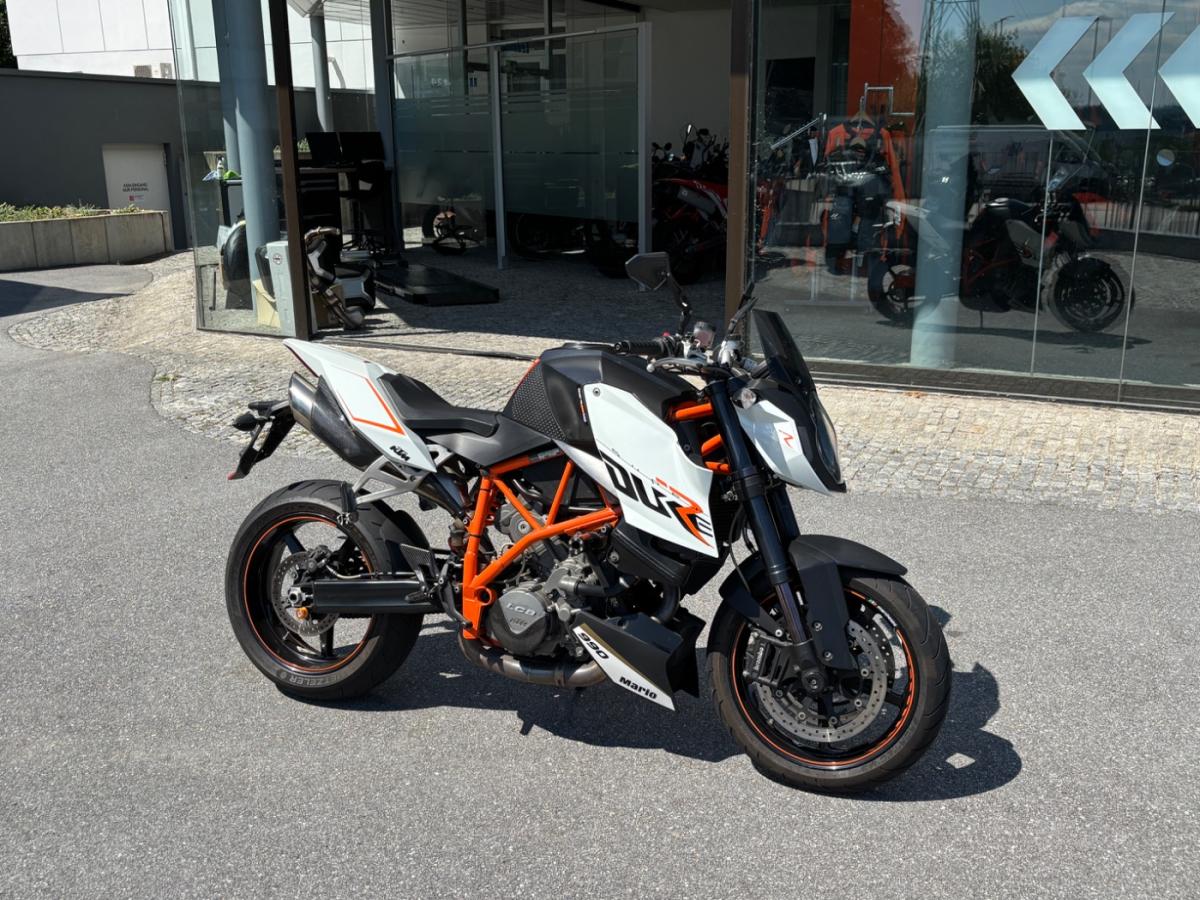 KTM 990 Super Duke (KRAD) von vorne