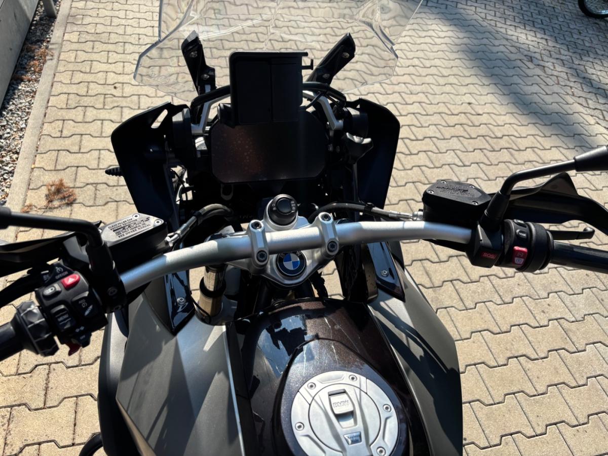 Originalaufnahme des Fahrzeugs