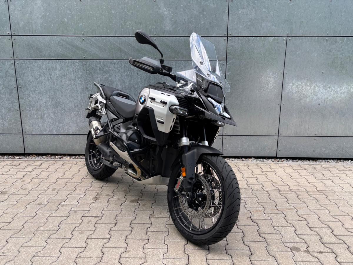Originalaufnahme des Fahrzeugs Originalaufnahme des Fahrzeugs