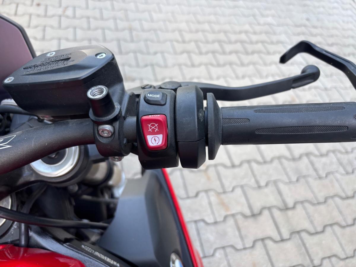 Originalaufnahme des Fahrzeugs Originalaufnahme des Fahrzeugs