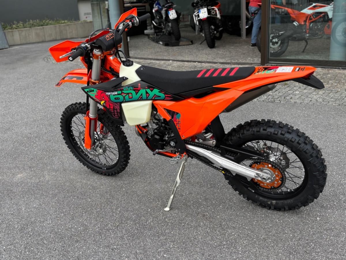 Originalaufnahme des Fahrzeugs Originalaufnahme des Fahrzeugs