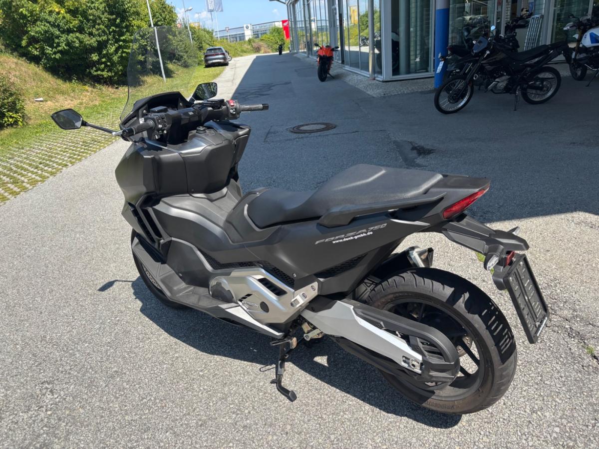 Originalaufnahme des Fahrzeugs