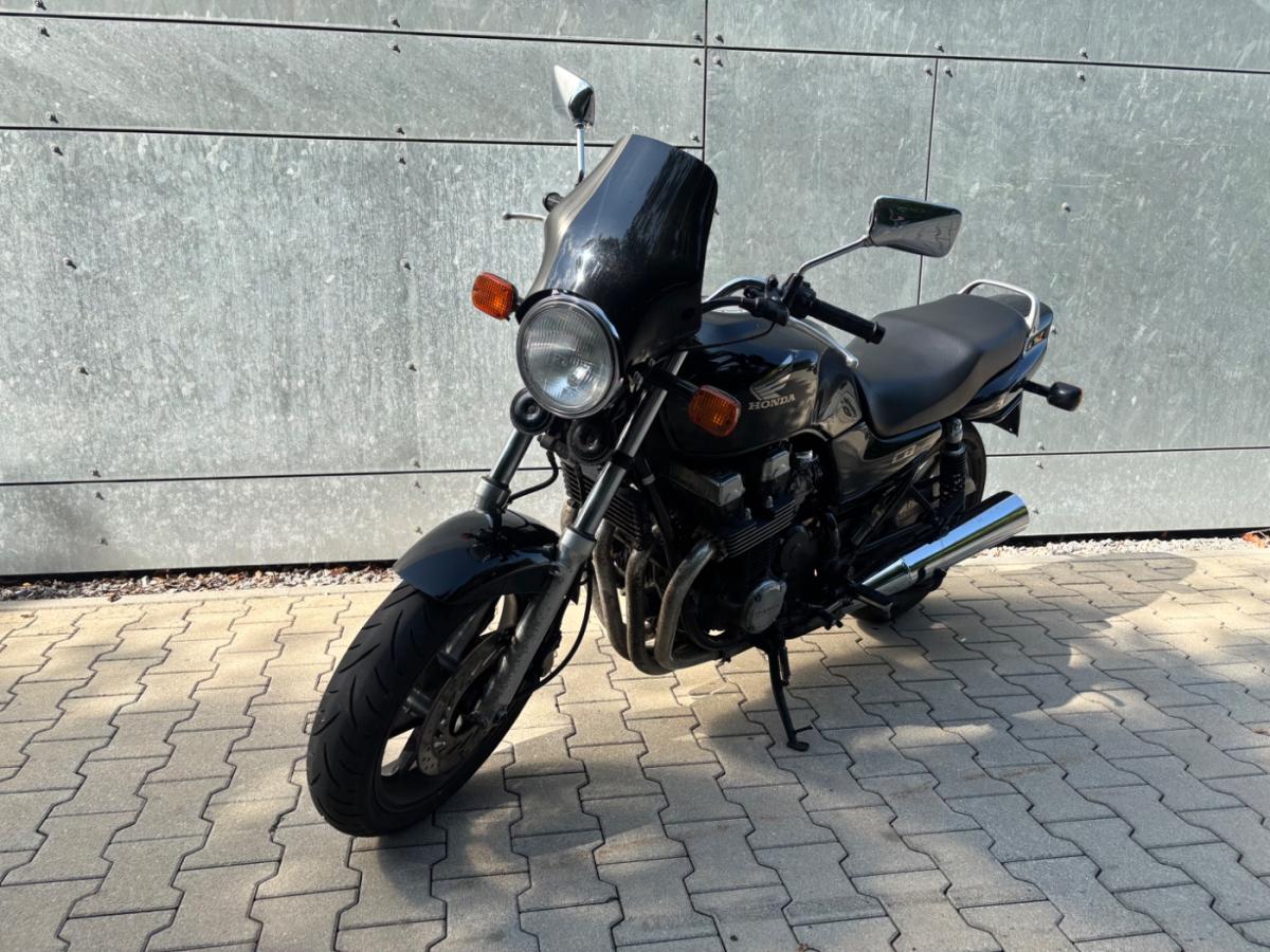 Originalaufnahme des Fahrzeugs Originalaufnahme des Fahrzeugs