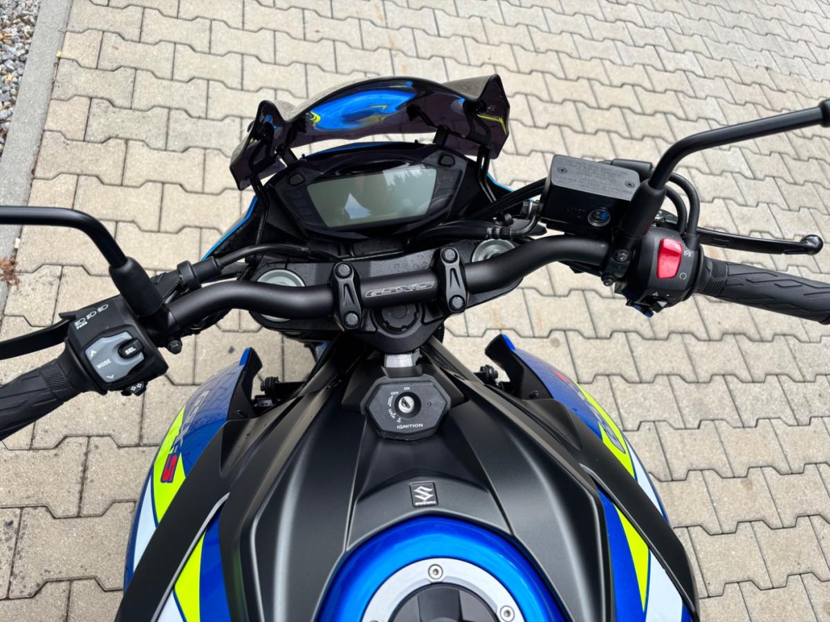 Originalaufnahme des Fahrzeugs Originalaufnahme des Fahrzeugs