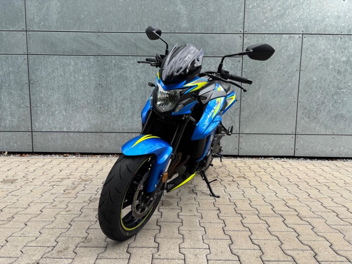 Originalaufnahme des Fahrzeugs Originalaufnahme des Fahrzeugs