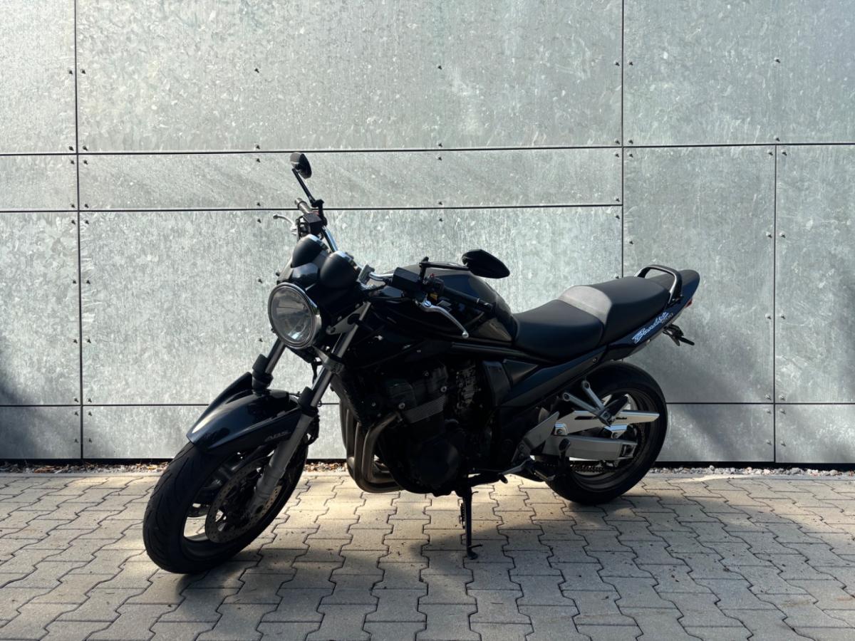 SUZUKI GSF 1200 A (KRAD) von vorne