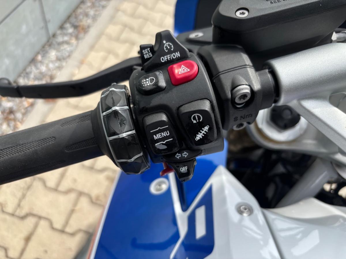 Originalaufnahme des Fahrzeugs Originalaufnahme des Fahrzeugs