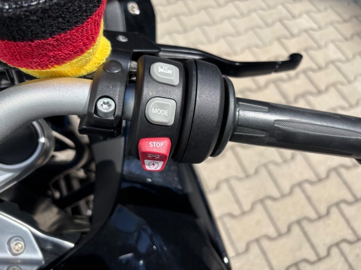 Originalaufnahme des Fahrzeugs