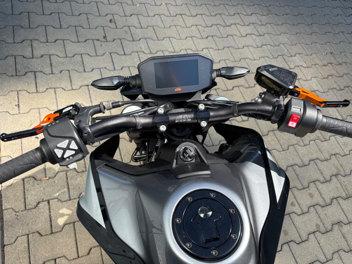 Originalaufnahme des Fahrzeugs