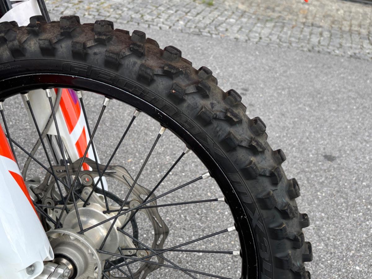 Originalaufnahme des Fahrzeugs Originalaufnahme des Fahrzeugs