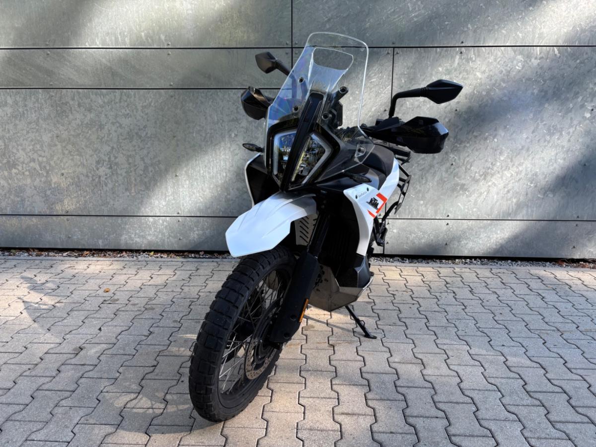 Originalaufnahme des Fahrzeugs Originalaufnahme des Fahrzeugs
