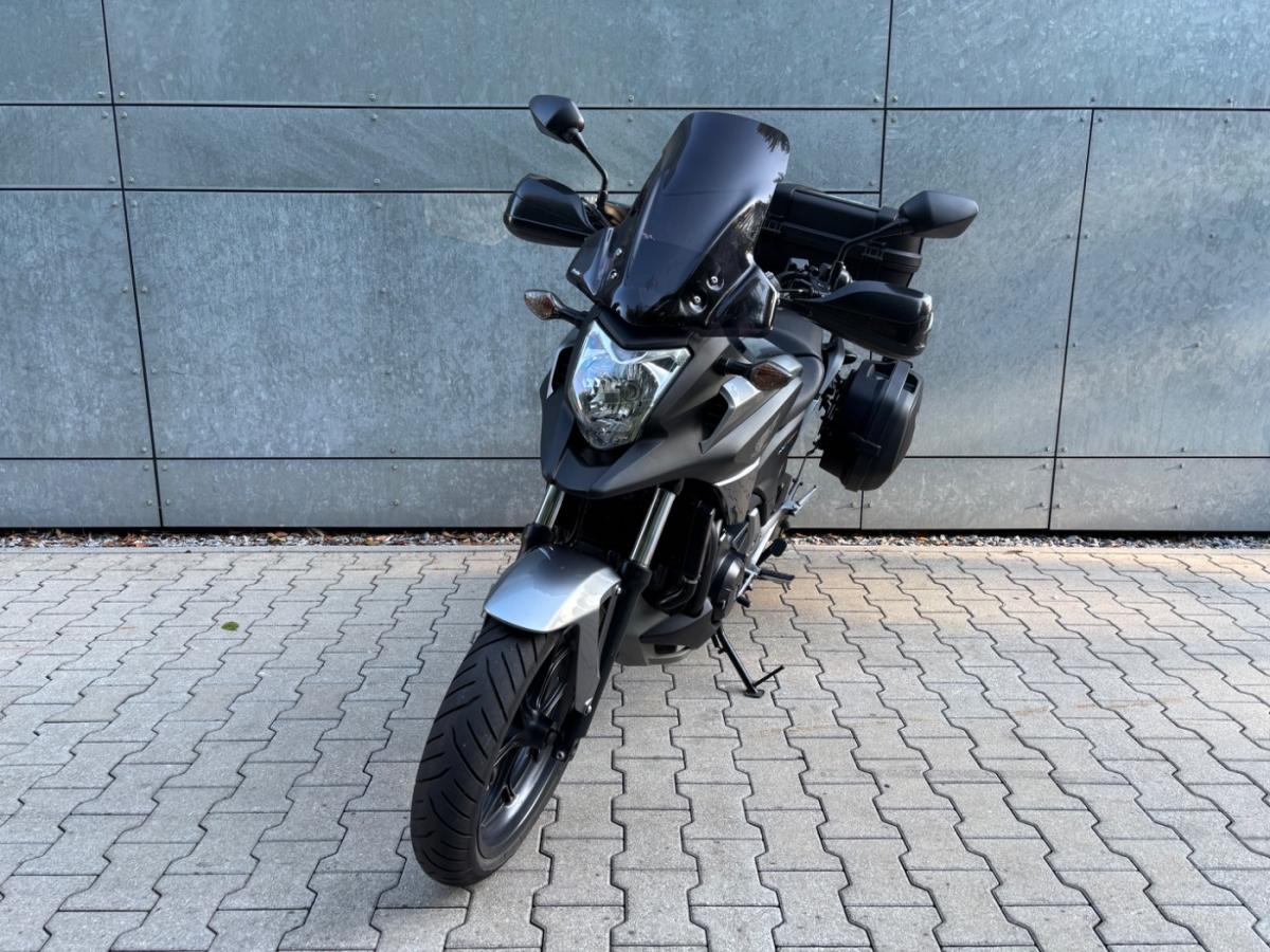 Originalaufnahme des Fahrzeugs Originalaufnahme des Fahrzeugs