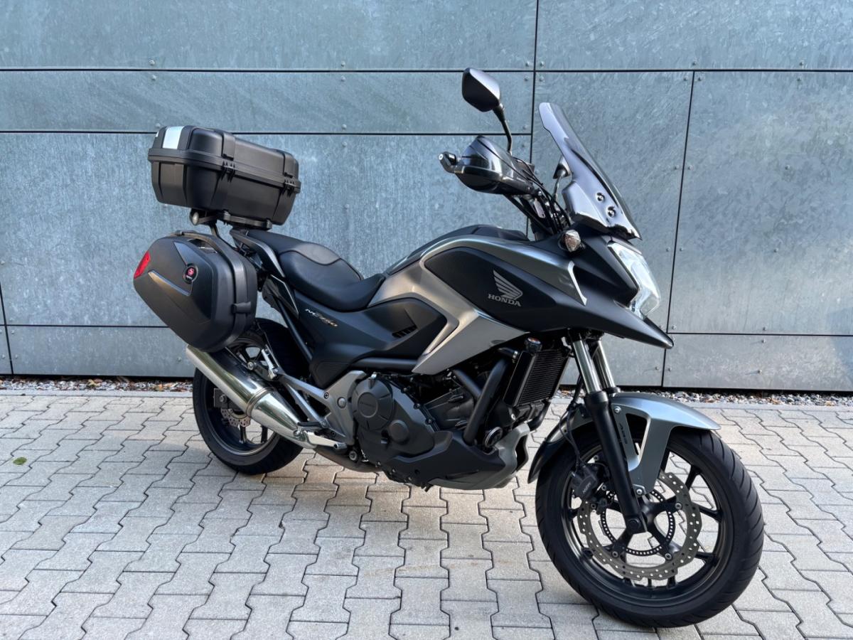 Originalaufnahme des Fahrzeugs Originalaufnahme des Fahrzeugs