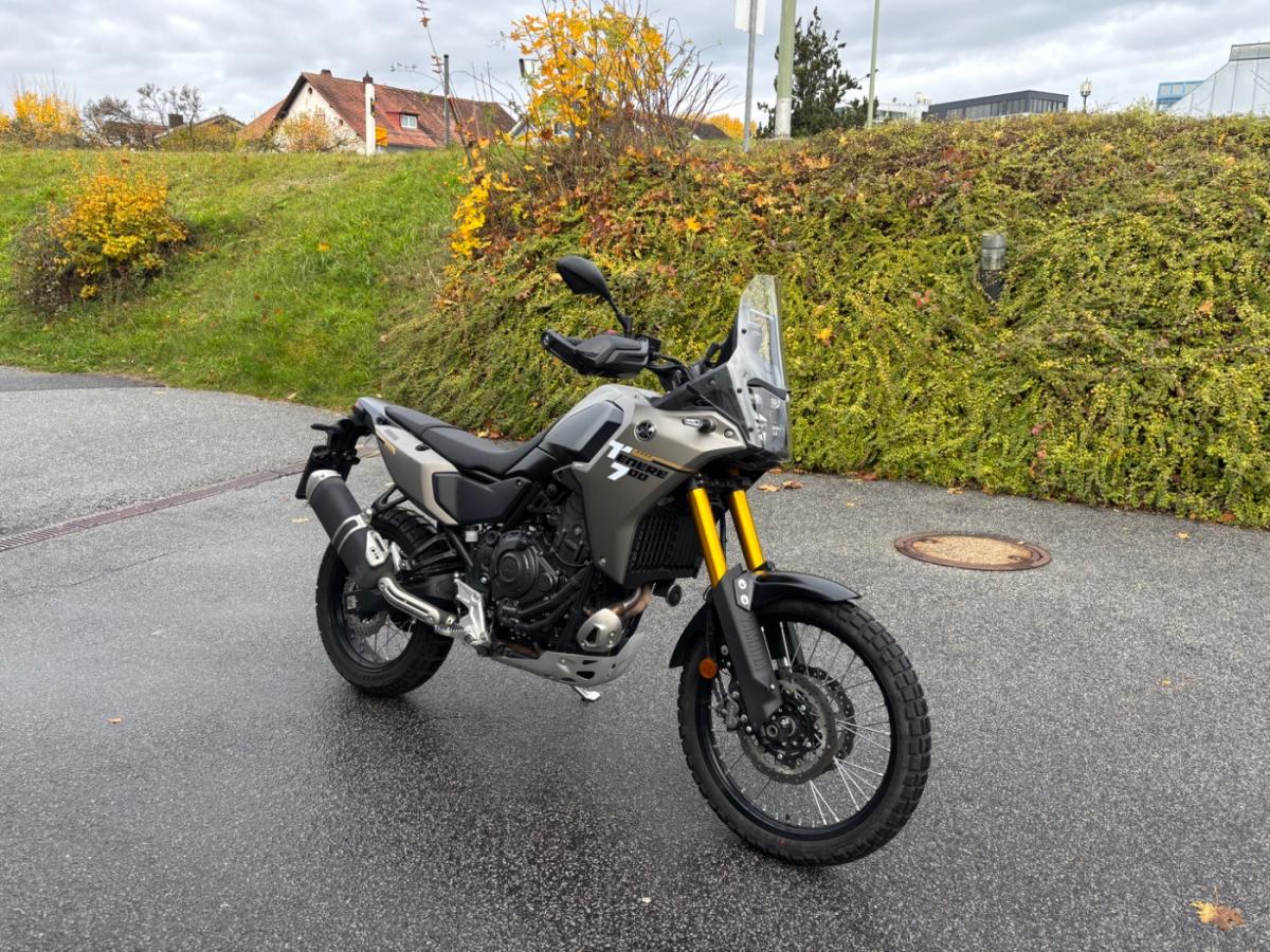 YAMAHA XTZ 700 Tenere von vorne YAMAHA XTZ 700 Tenere von vorne