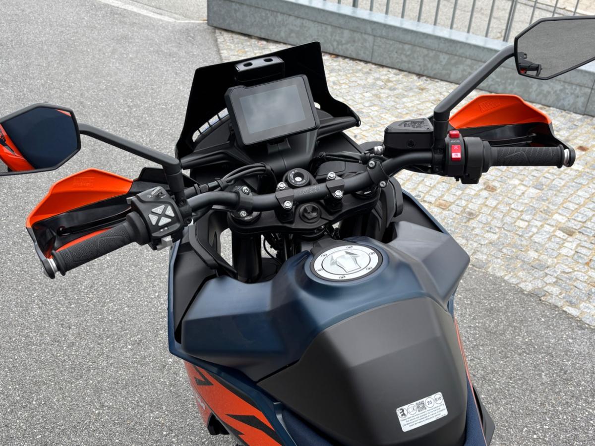 Originalaufnahme des Fahrzeugs Originalaufnahme des Fahrzeugs