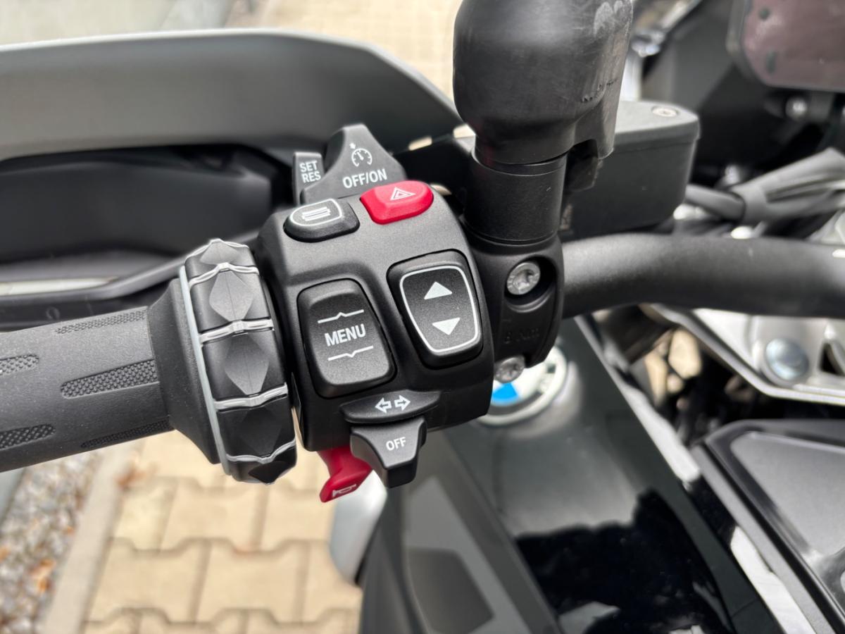 Originalaufnahme des Fahrzeugs