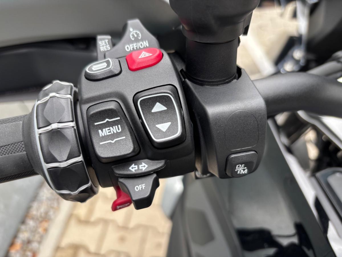 Originalaufnahme des Fahrzeugs Originalaufnahme des Fahrzeugs