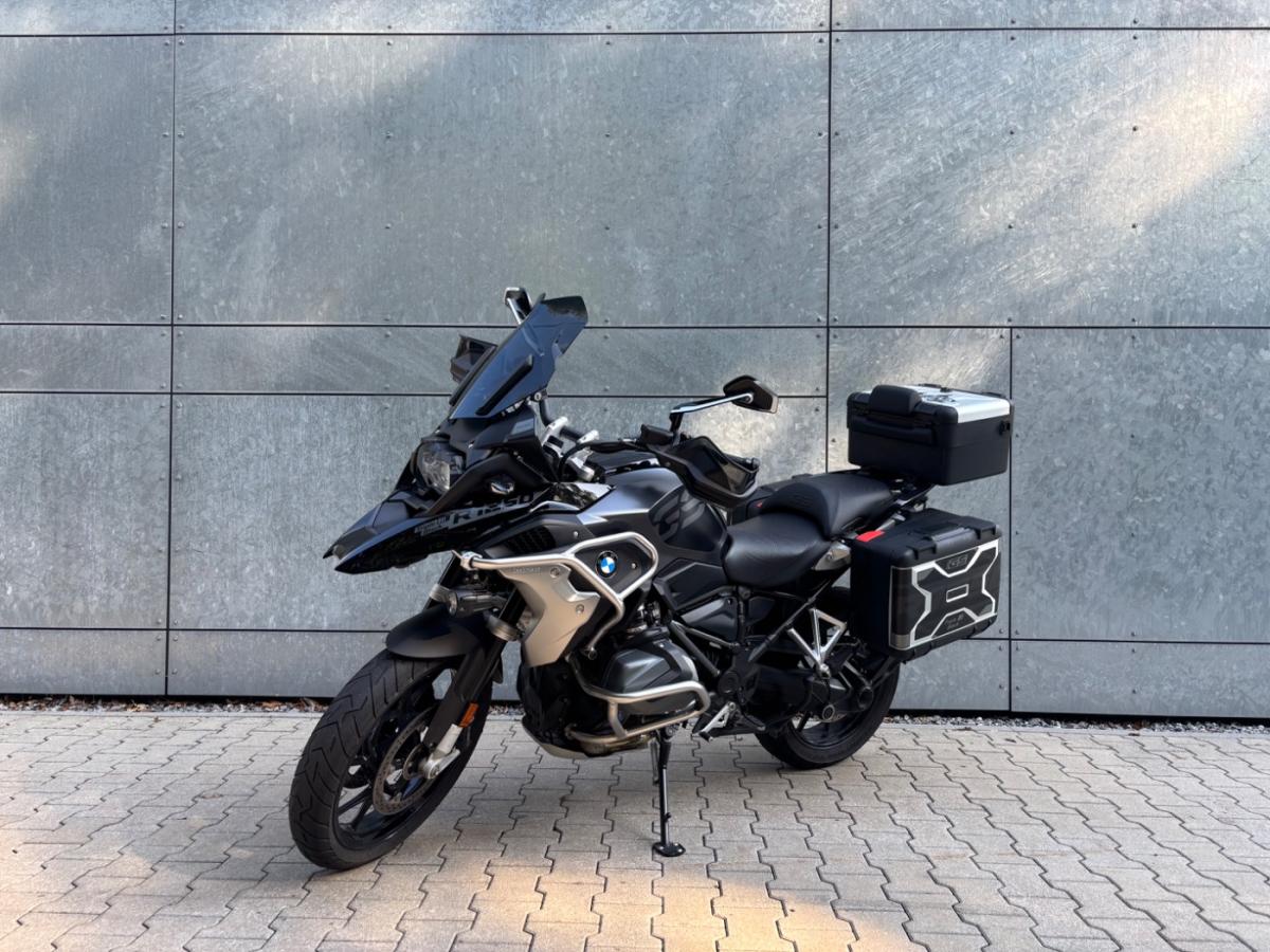 BMW R 1250 GS von vorne BMW R 1250 GS von vorne