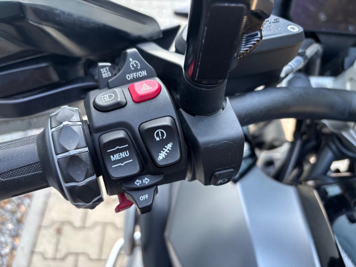 Originalaufnahme des Fahrzeugs