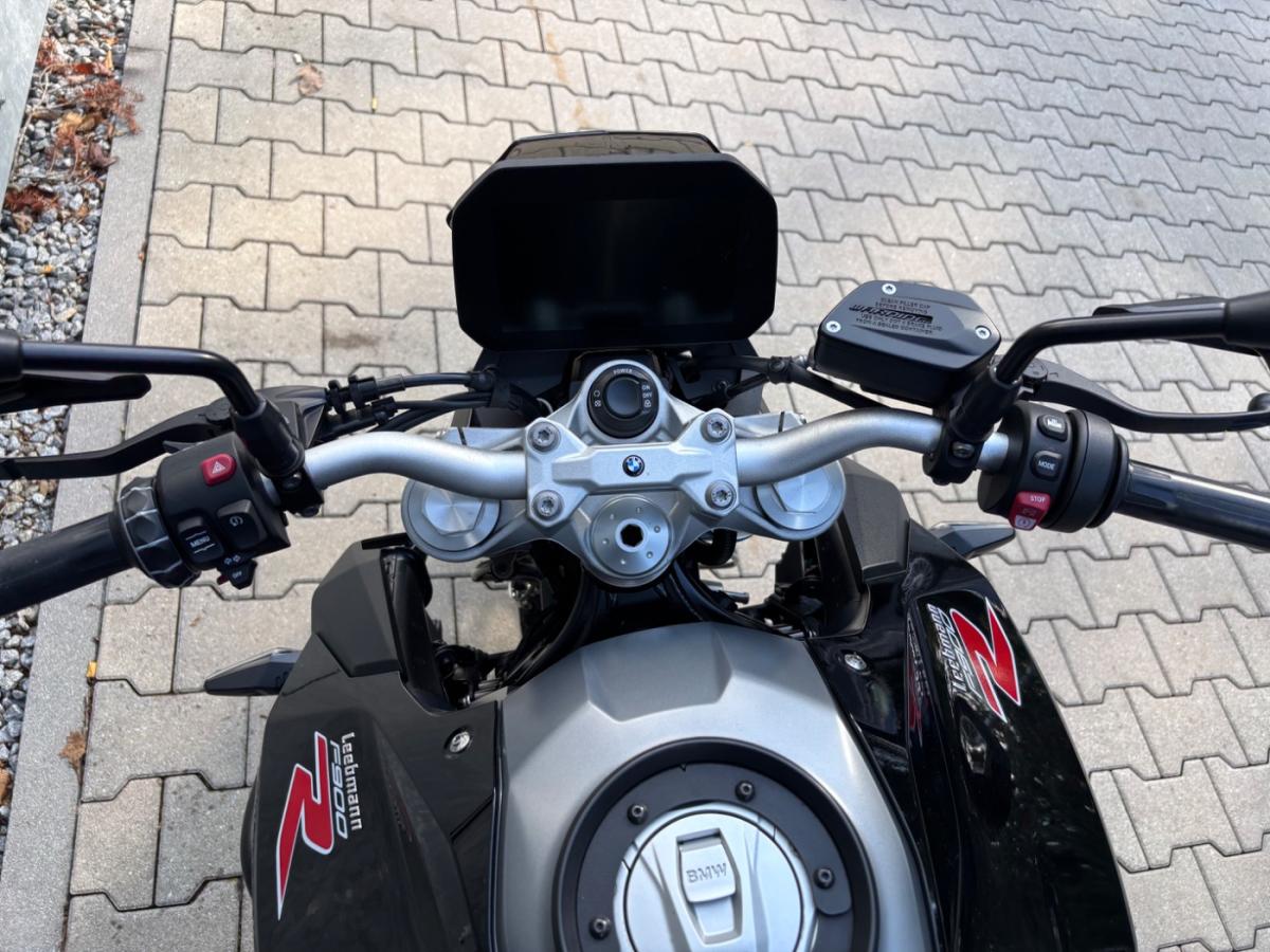 Originalaufnahme des Fahrzeugs