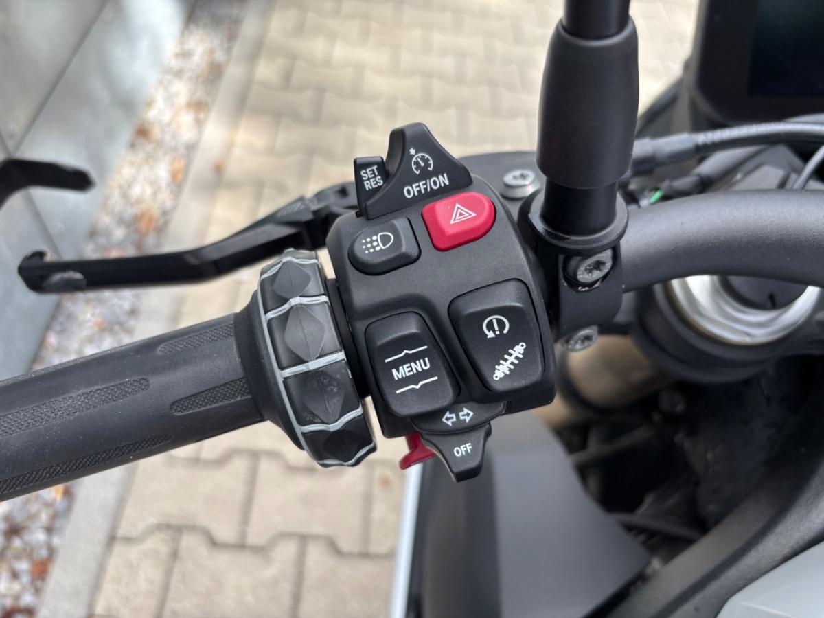 Originalaufnahme des Fahrzeugs Originalaufnahme des Fahrzeugs