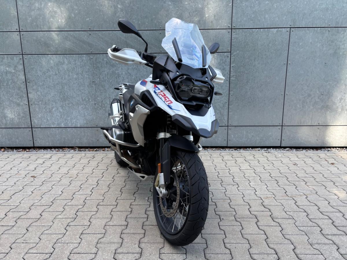Originalaufnahme des Fahrzeugs Originalaufnahme des Fahrzeugs