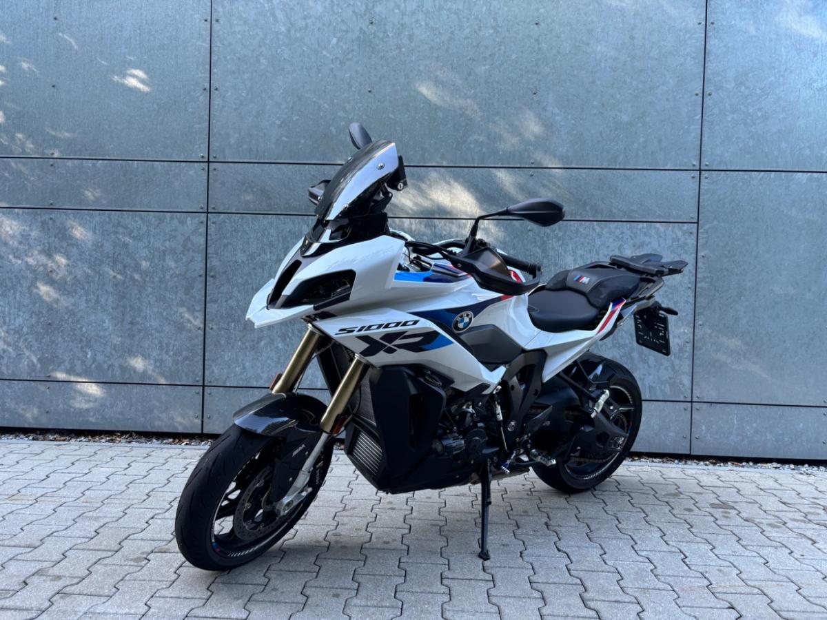 BMW S 1000 XR von vorne BMW S 1000 XR von vorne