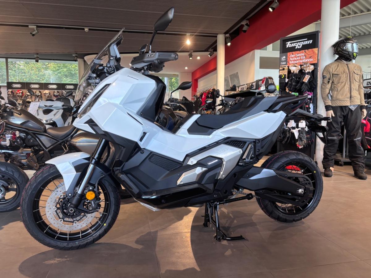 Originalaufnahme des Fahrzeugs Originalaufnahme des Fahrzeugs