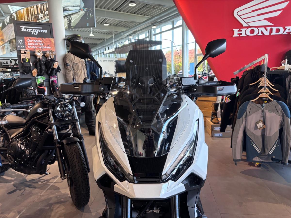 Originalaufnahme des Fahrzeugs Originalaufnahme des Fahrzeugs