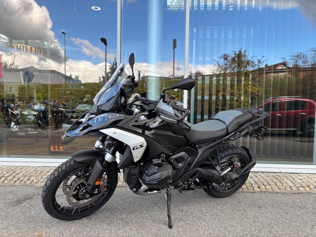 BMW R 1300 GS von vorne BMW R 1300 GS von vorne