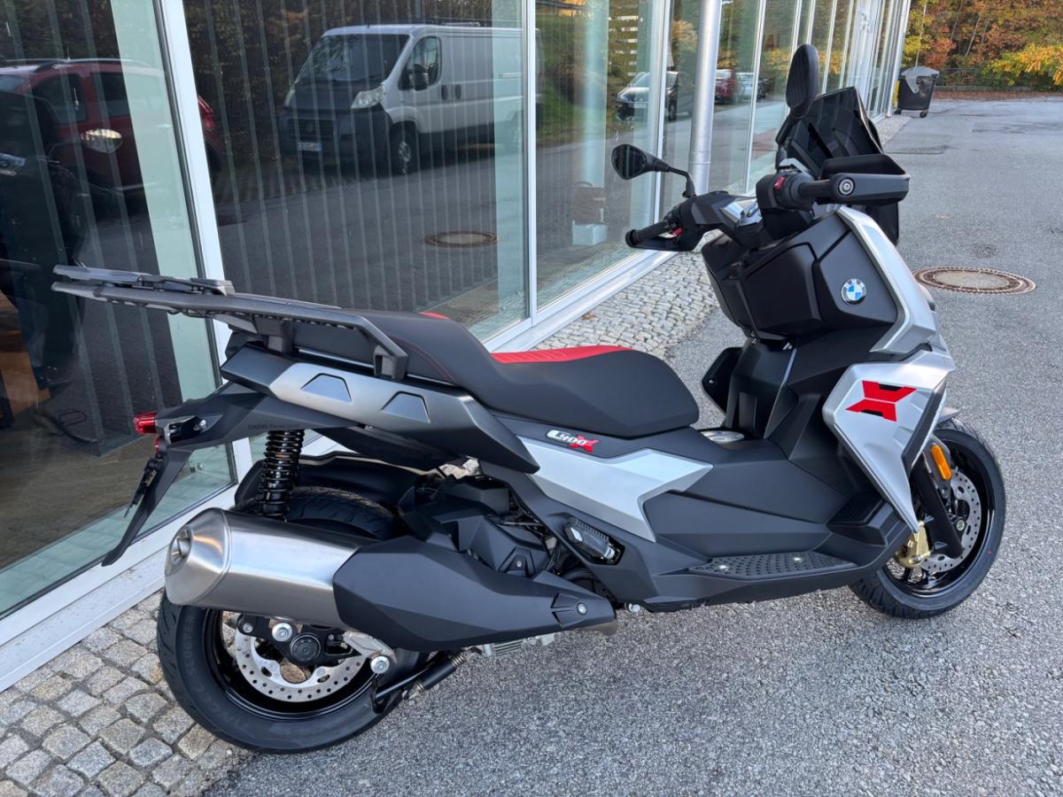 Originalaufnahme des Fahrzeugs Originalaufnahme des Fahrzeugs