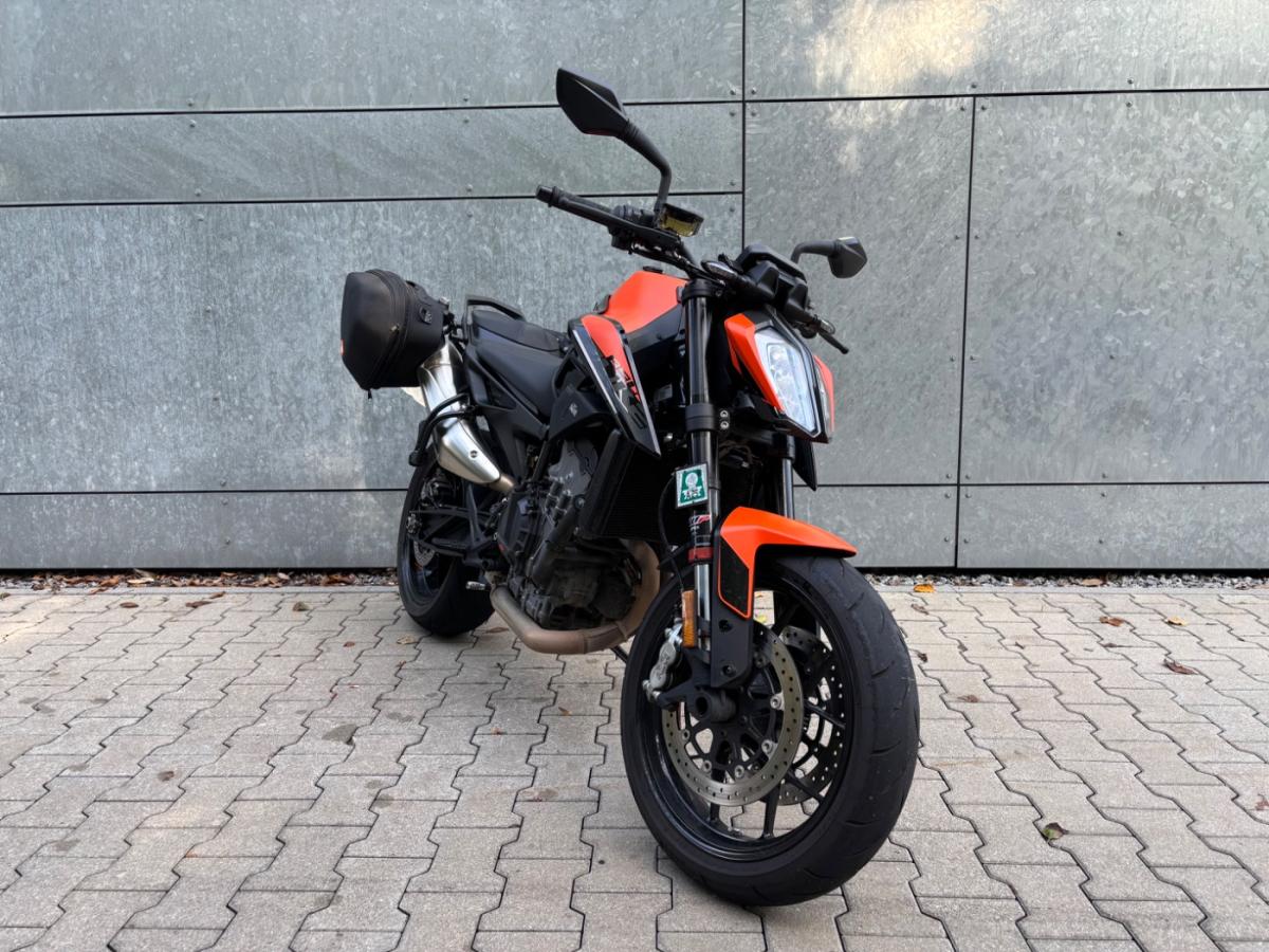 Originalaufnahme des Fahrzeugs Originalaufnahme des Fahrzeugs