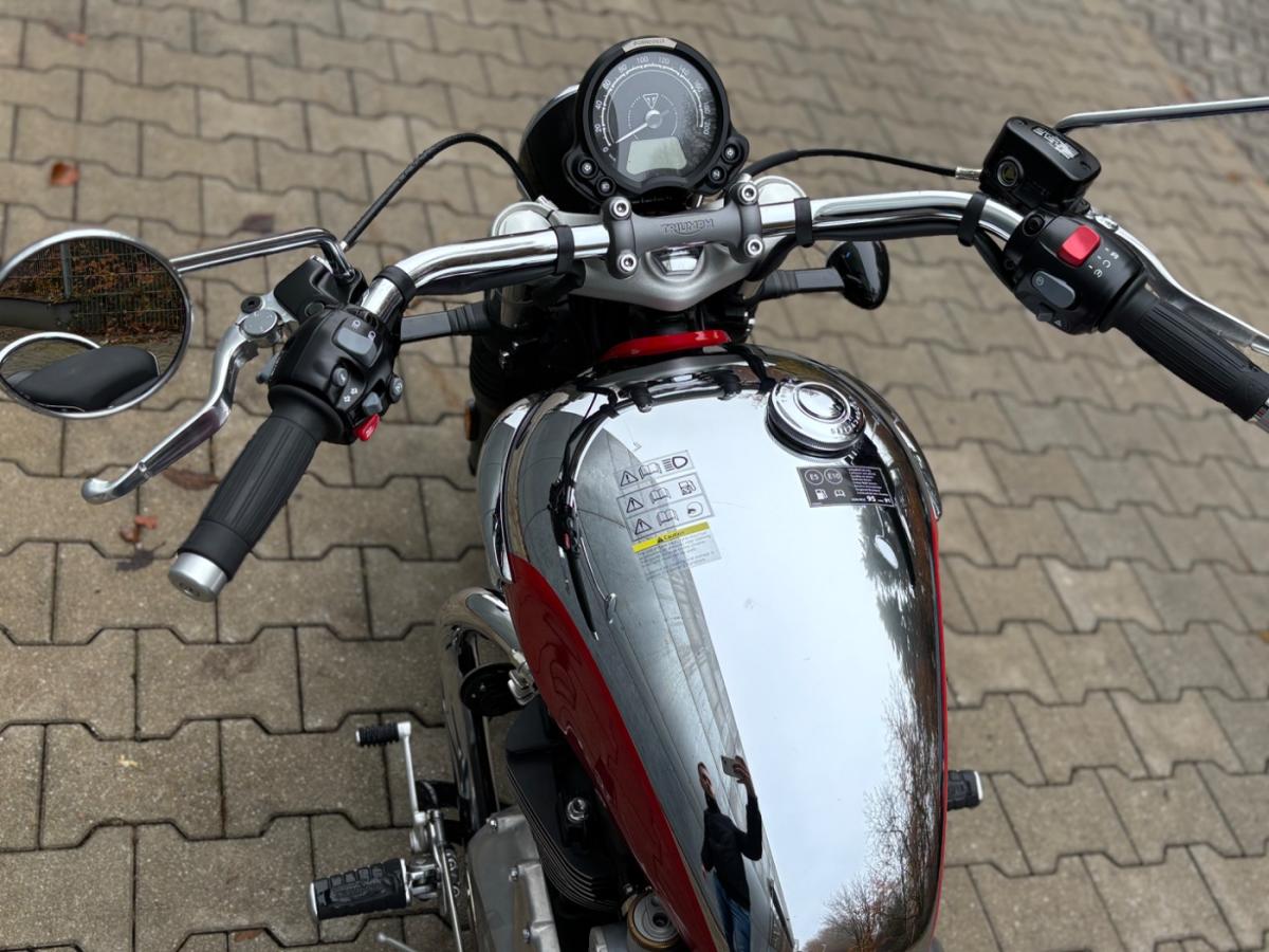 Originalaufnahme des Fahrzeugs