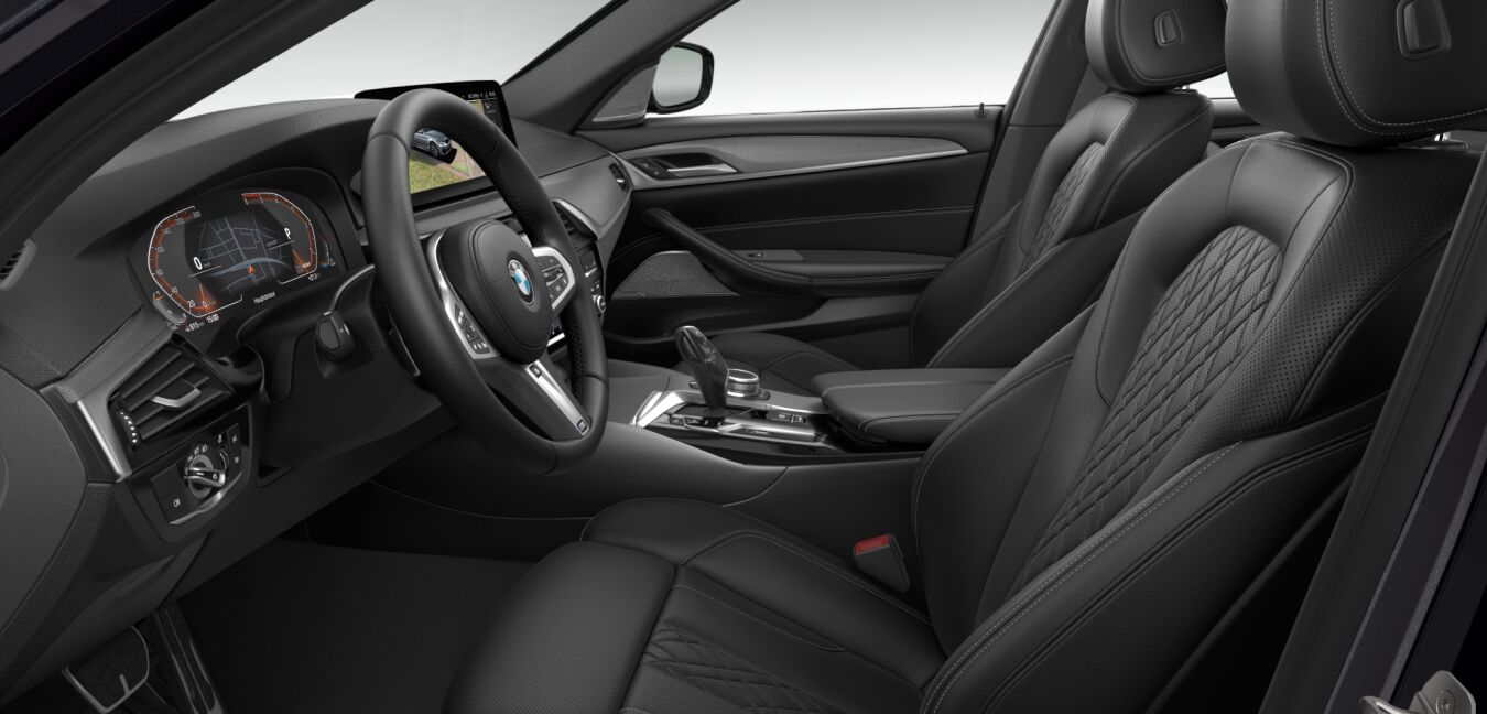 BMW BMW 5er im Innenraum seitlich BMW BMW 5er im Innenraum seitlich