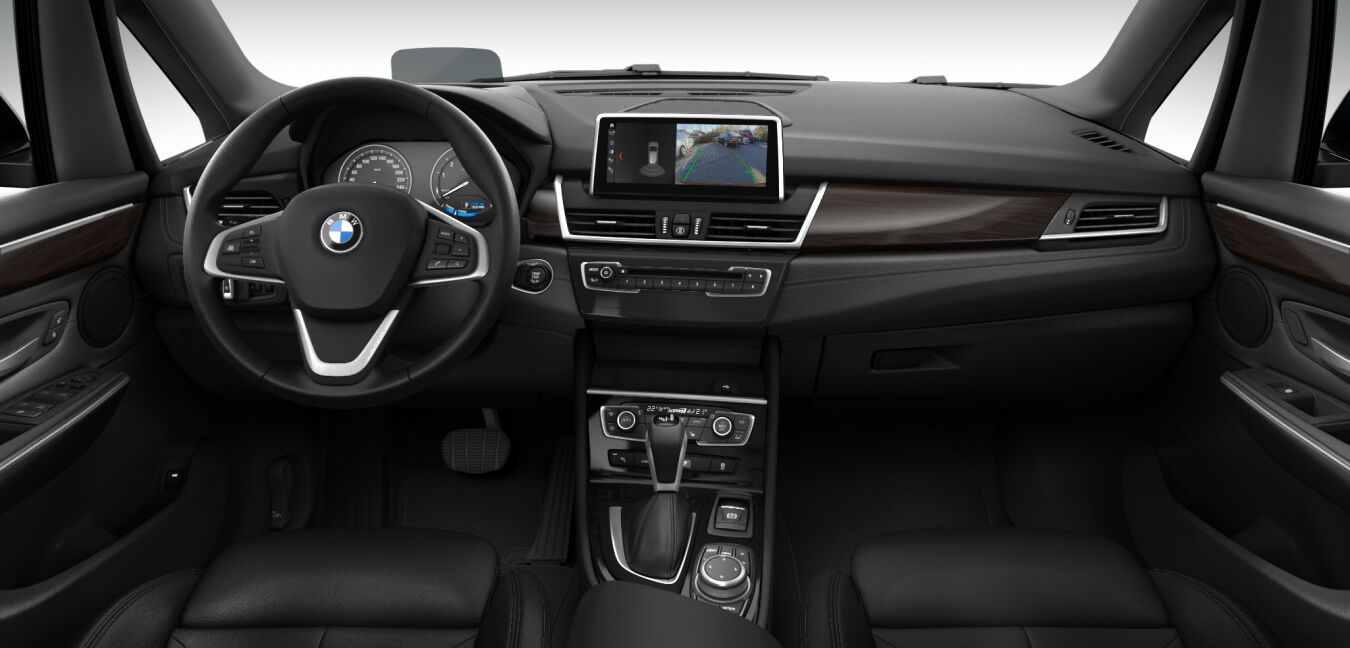 BMW BMW 2er im Innenraum von vorne BMW BMW 2er im Innenraum von vorne