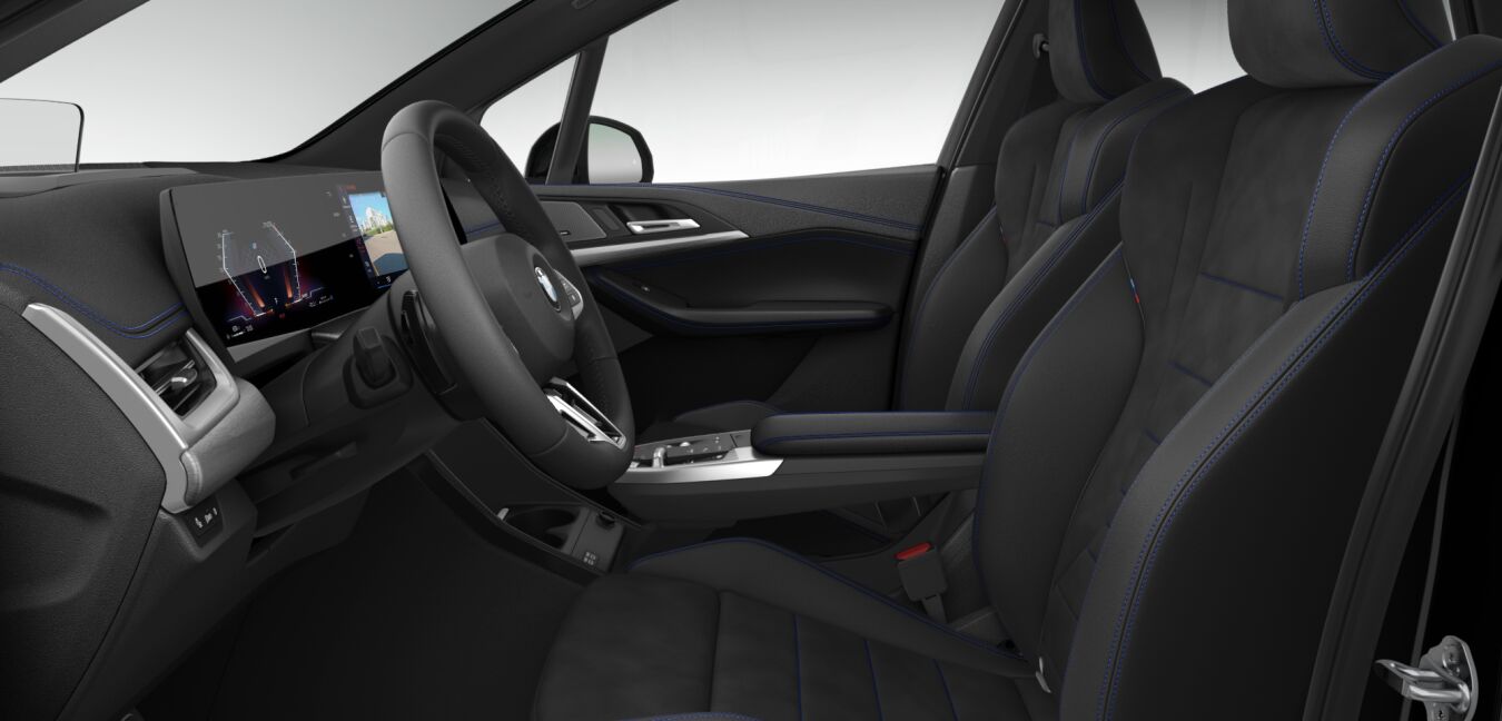 BMW BMW 2er im Innenraum seitlich BMW BMW 2er im Innenraum seitlich