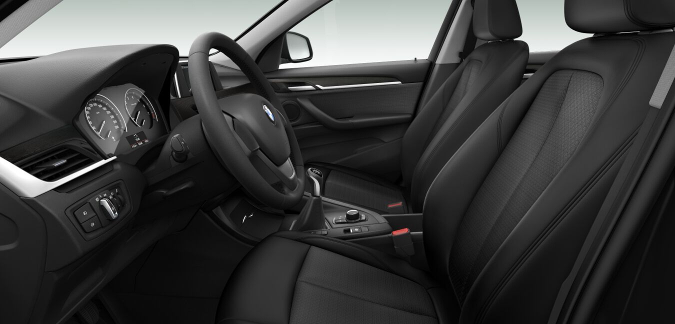 BMW BMW X im Innenraum seitlich BMW BMW X im Innenraum seitlich