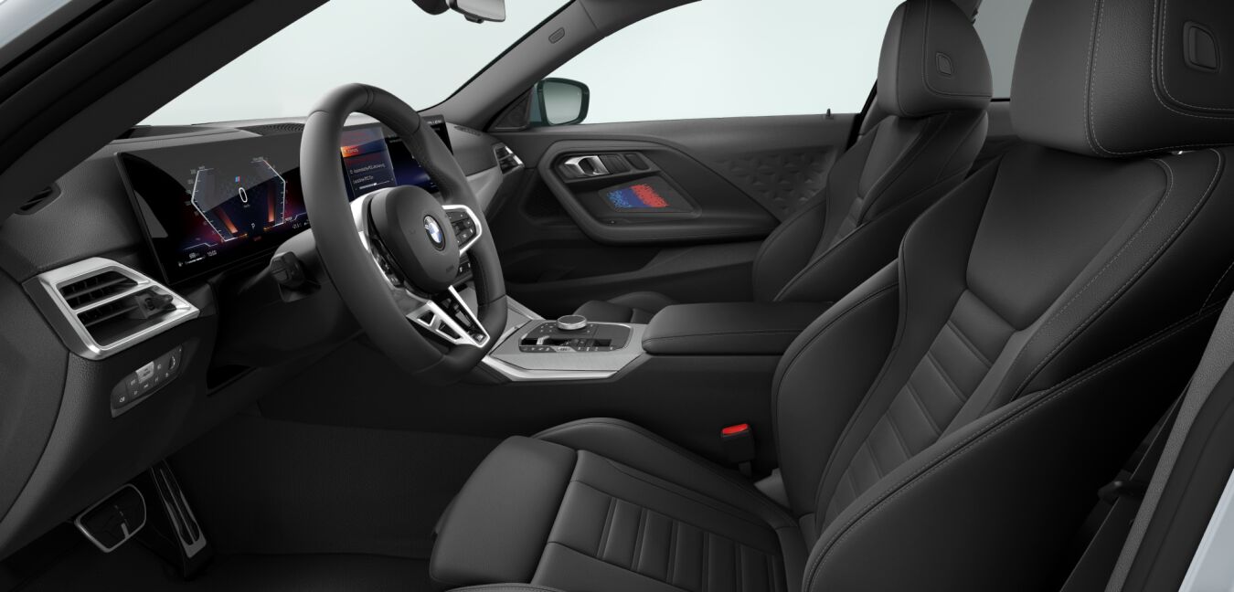 BMW BMW 2er im Innenraum seitlich BMW BMW 2er im Innenraum seitlich