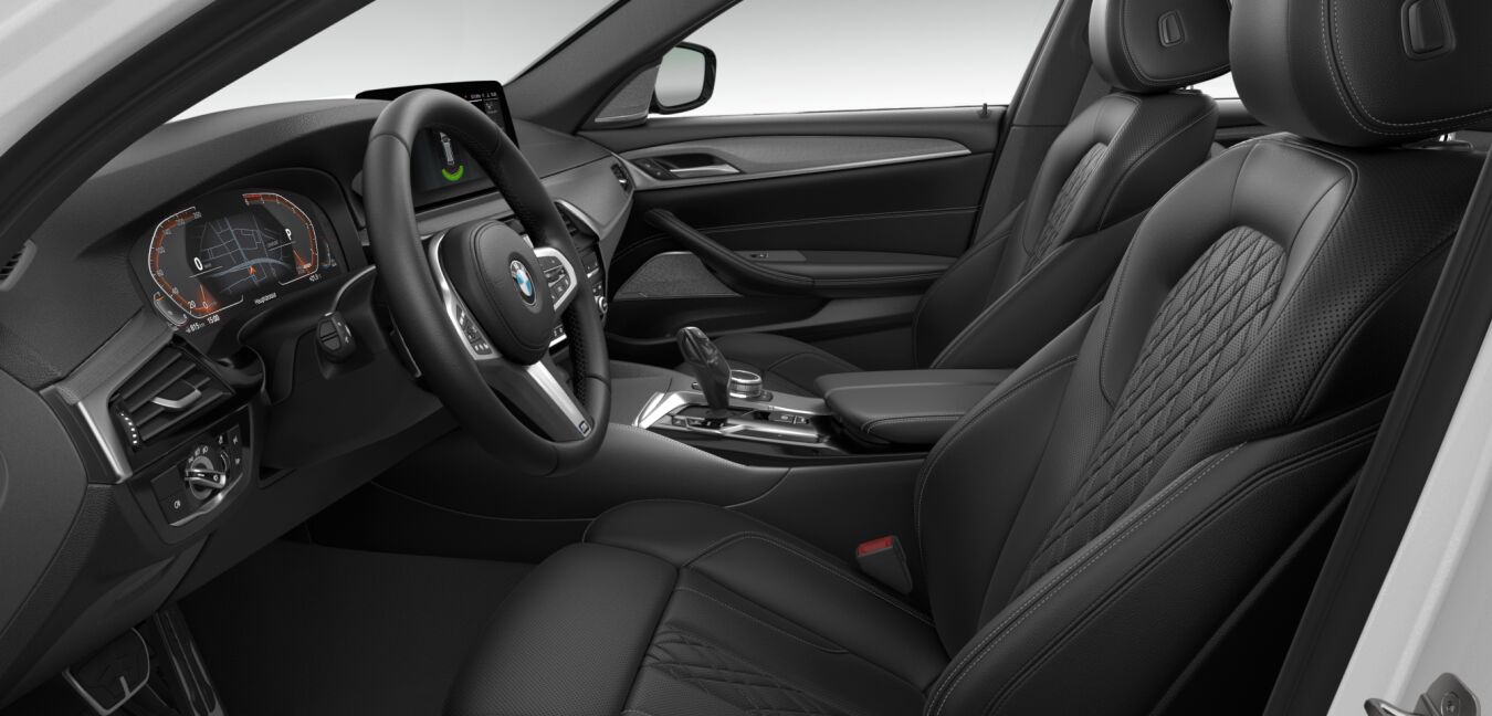 BMW BMW 5er im Innenraum seitlich BMW BMW 5er im Innenraum seitlich