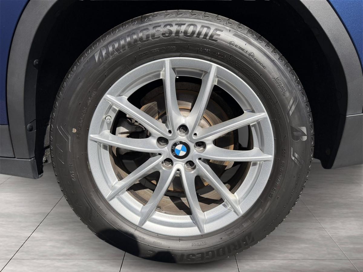 Originalaufnahme des Fahrzeugs Originalaufnahme des Fahrzeugs