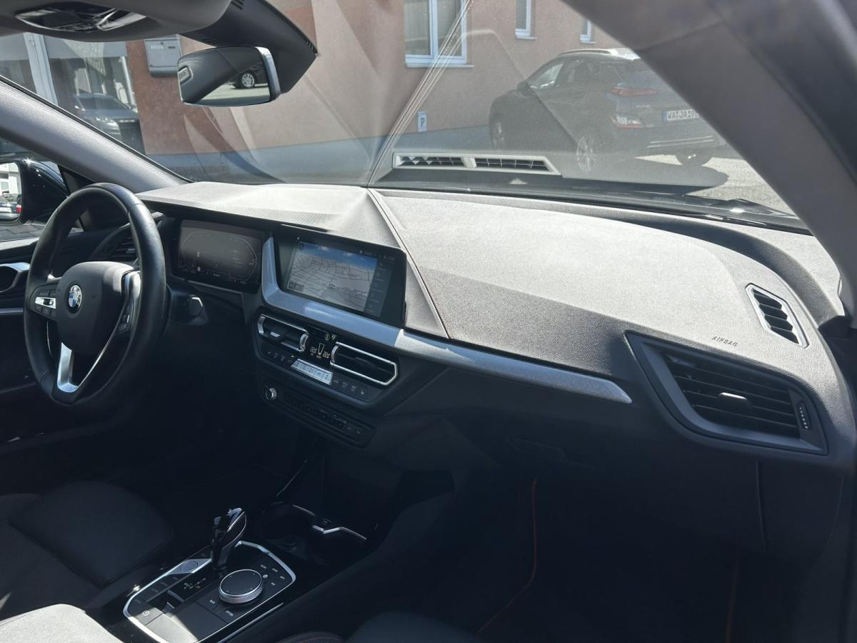 Originalaufnahme des Fahrzeugs Originalaufnahme des Fahrzeugs